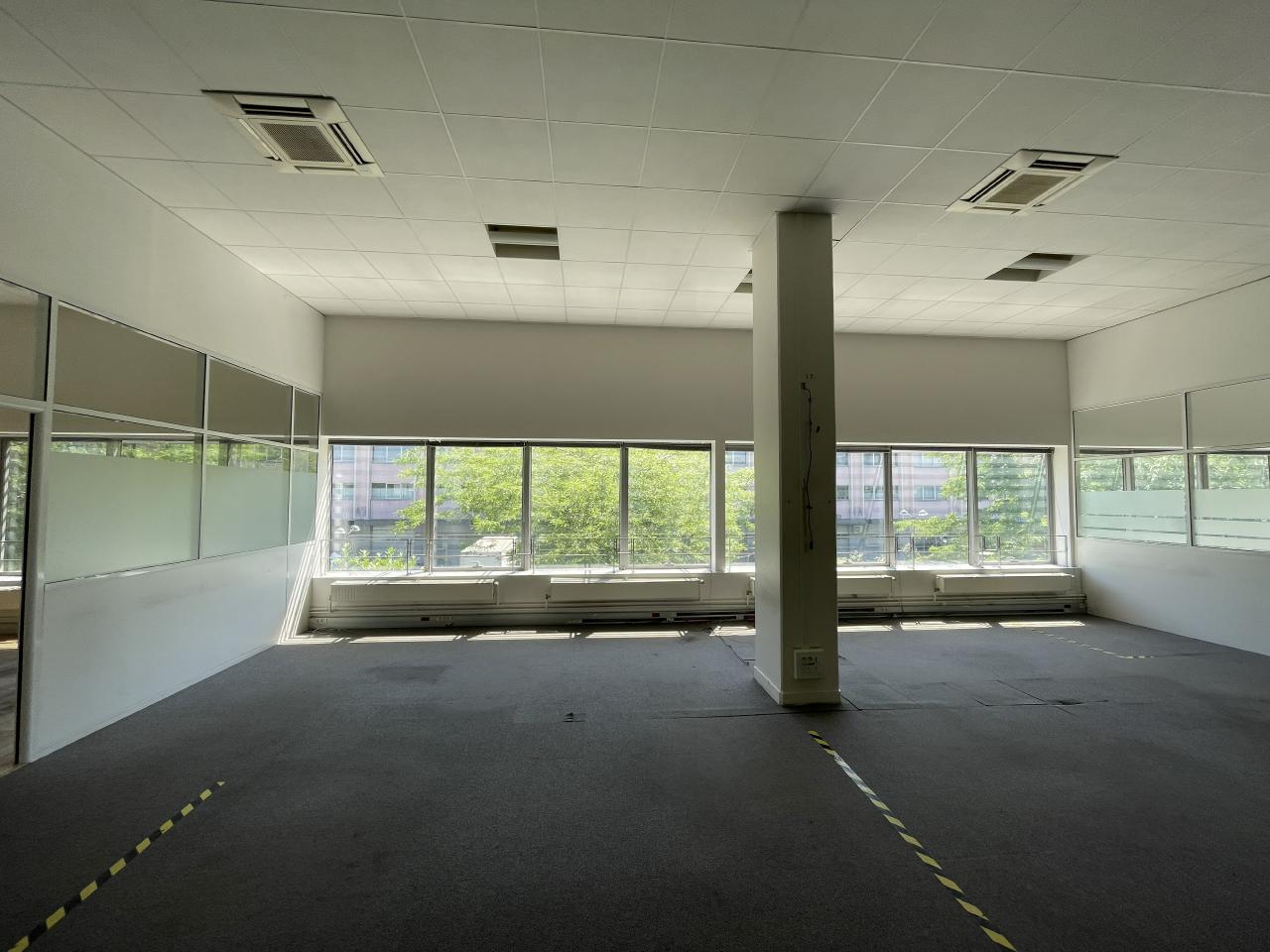 Bureau Aubervilliers 363m² Location bureau Aubervilliers Seine-Saint-Denis OLBUR2203713 2